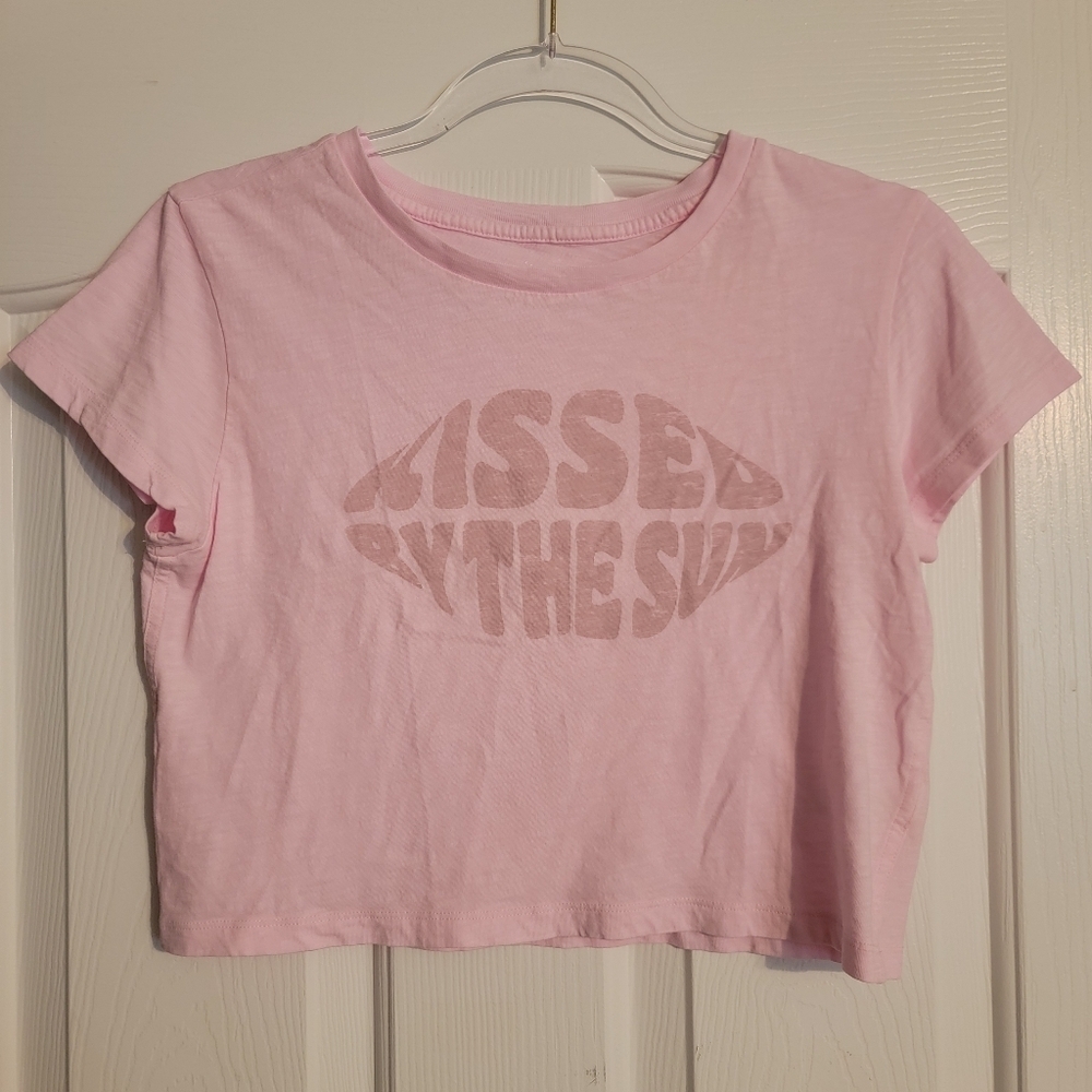 Aerie Light Pink Cropped Tee - 'Kissed by the Sun'